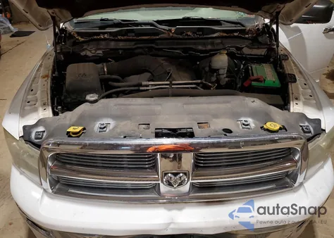 2010 Dodge Ram 1500 z USA, uszkodzony, nr VIN 1D7RV1CT5AS136155